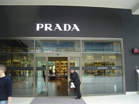 ascoli piceno outlet prada|Shopping in Le Marche .